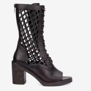 Combat boots size 10 Brown